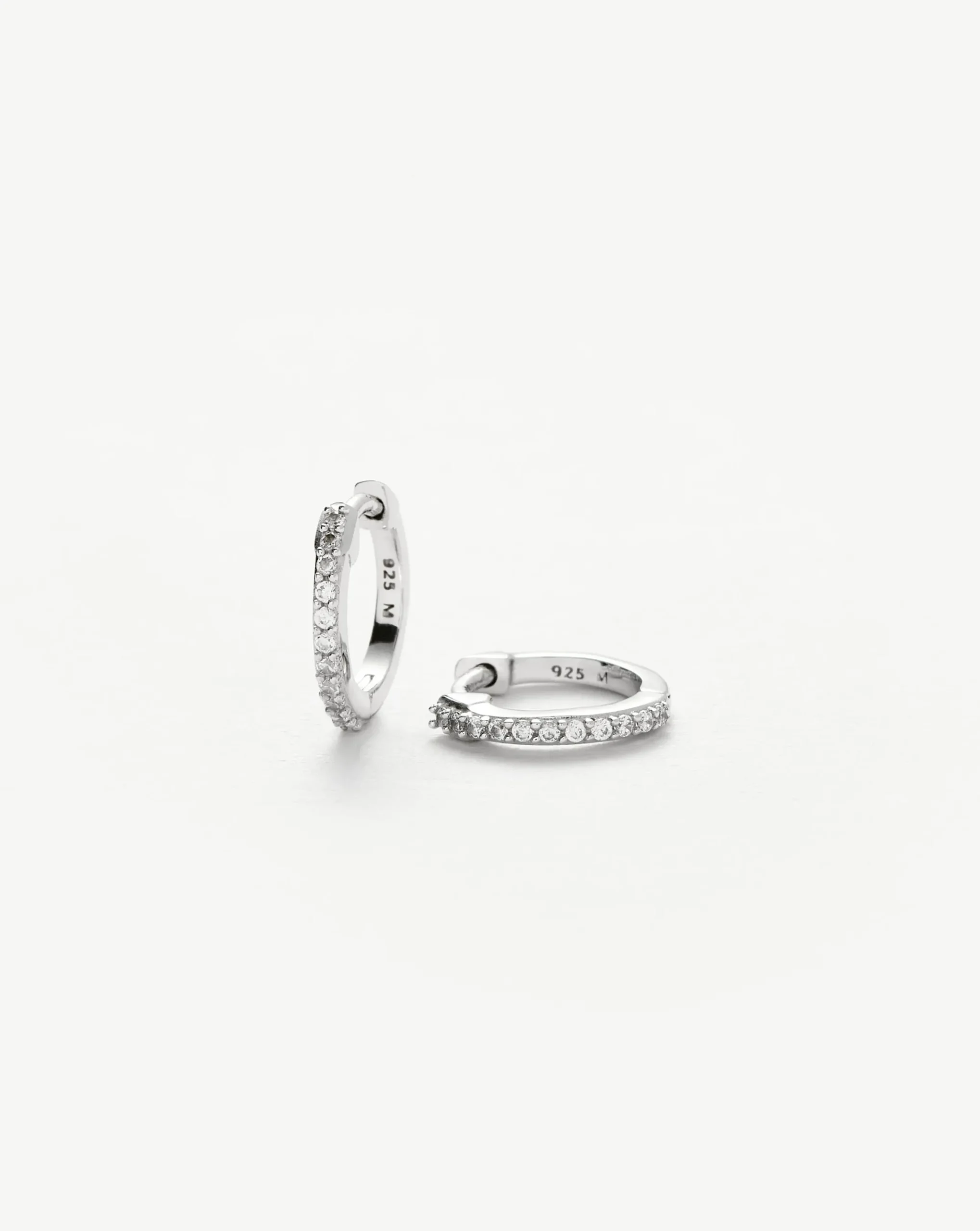 Classic Pave Huggies