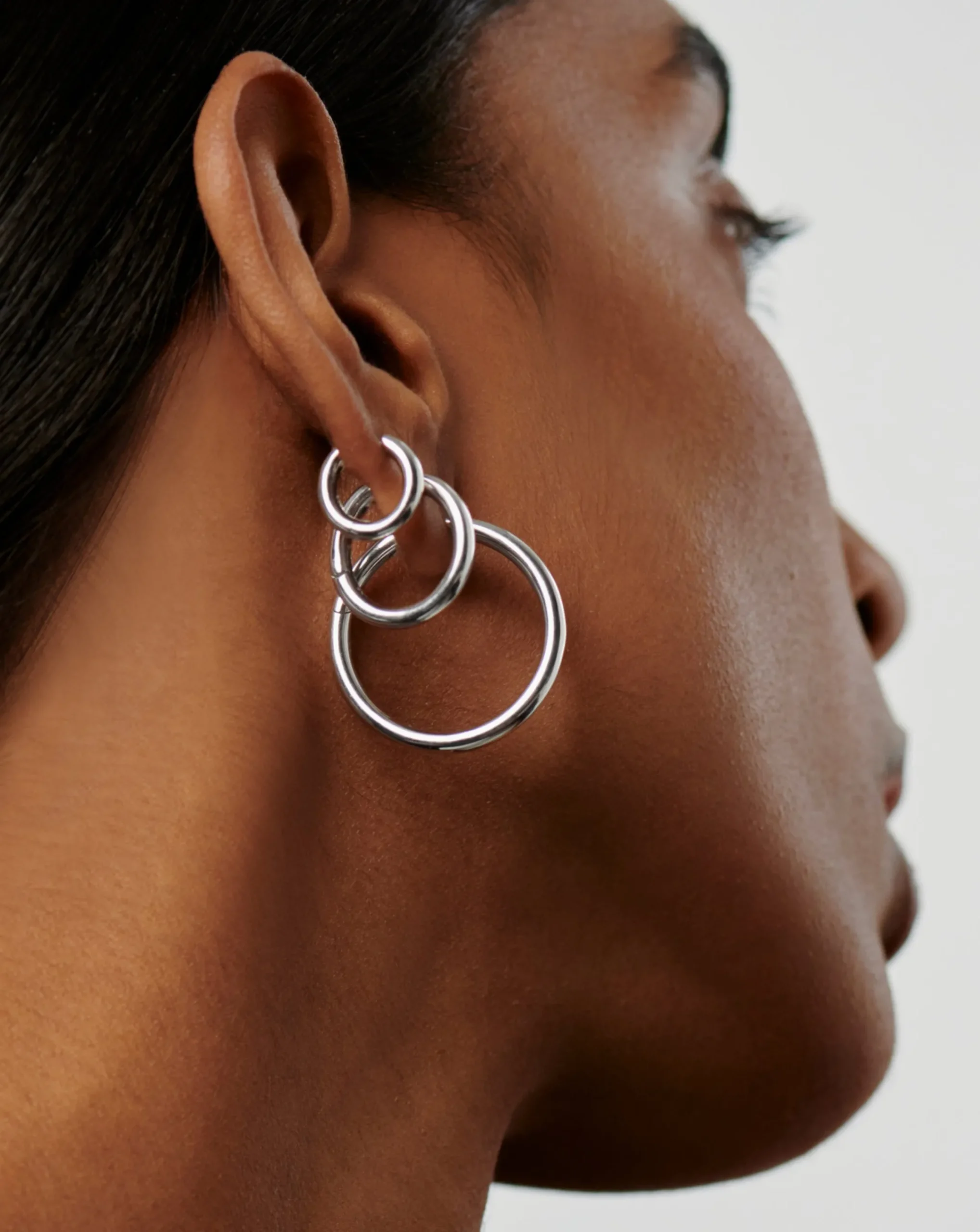 Classic Tunnel Small Hoop Earrings