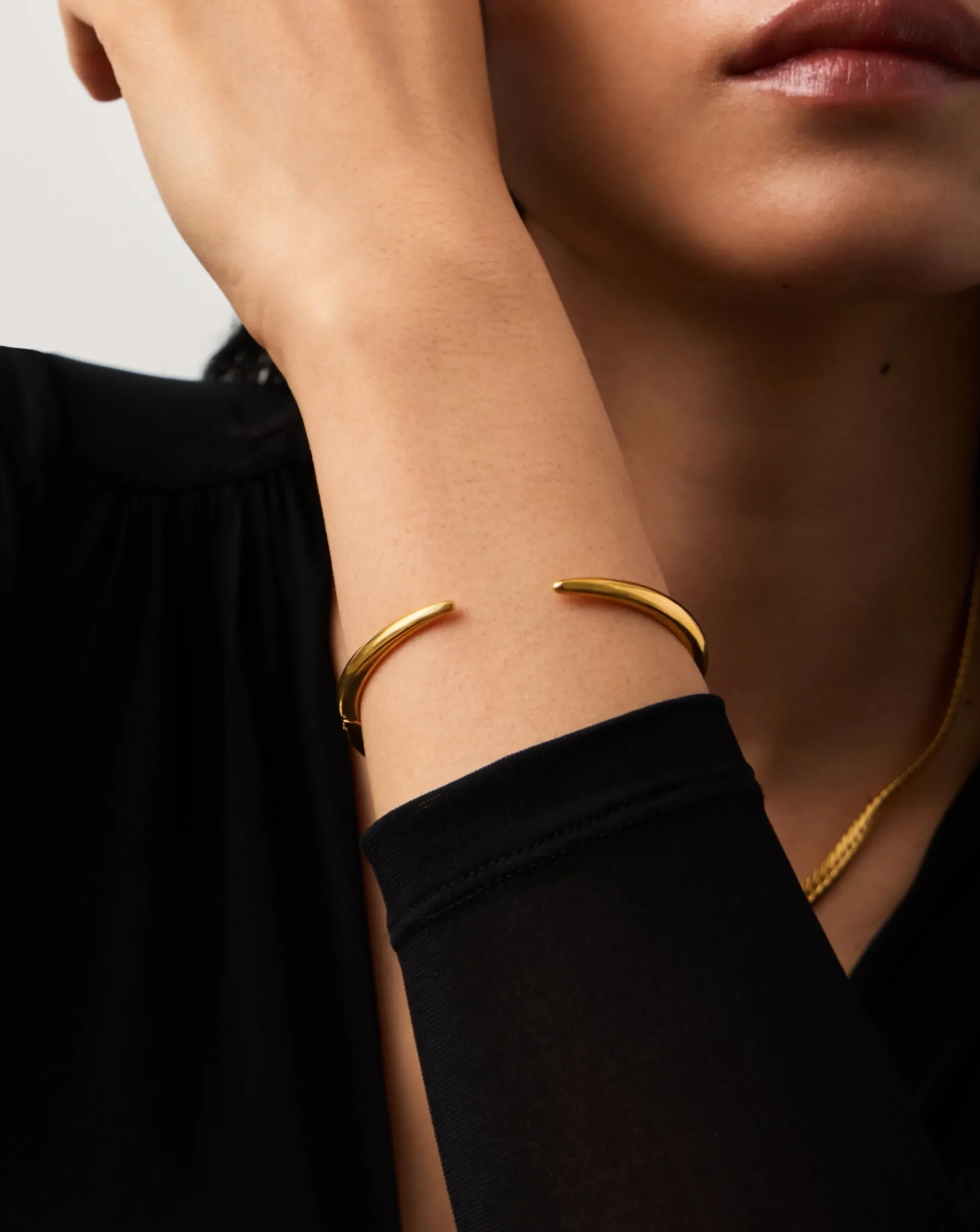 Claw Cuff
