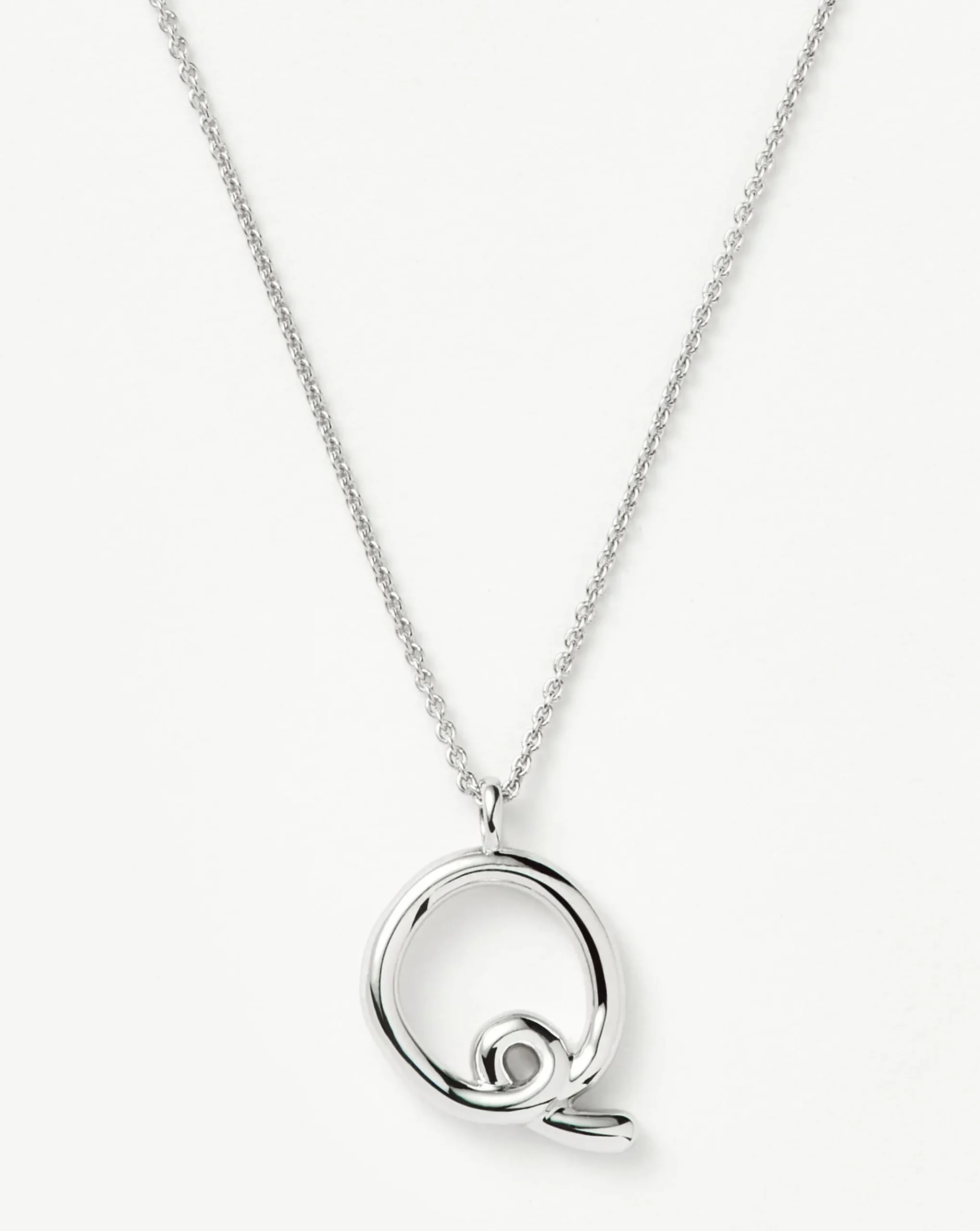 Curly Molten Initial Pendant Necklace - Initial Q