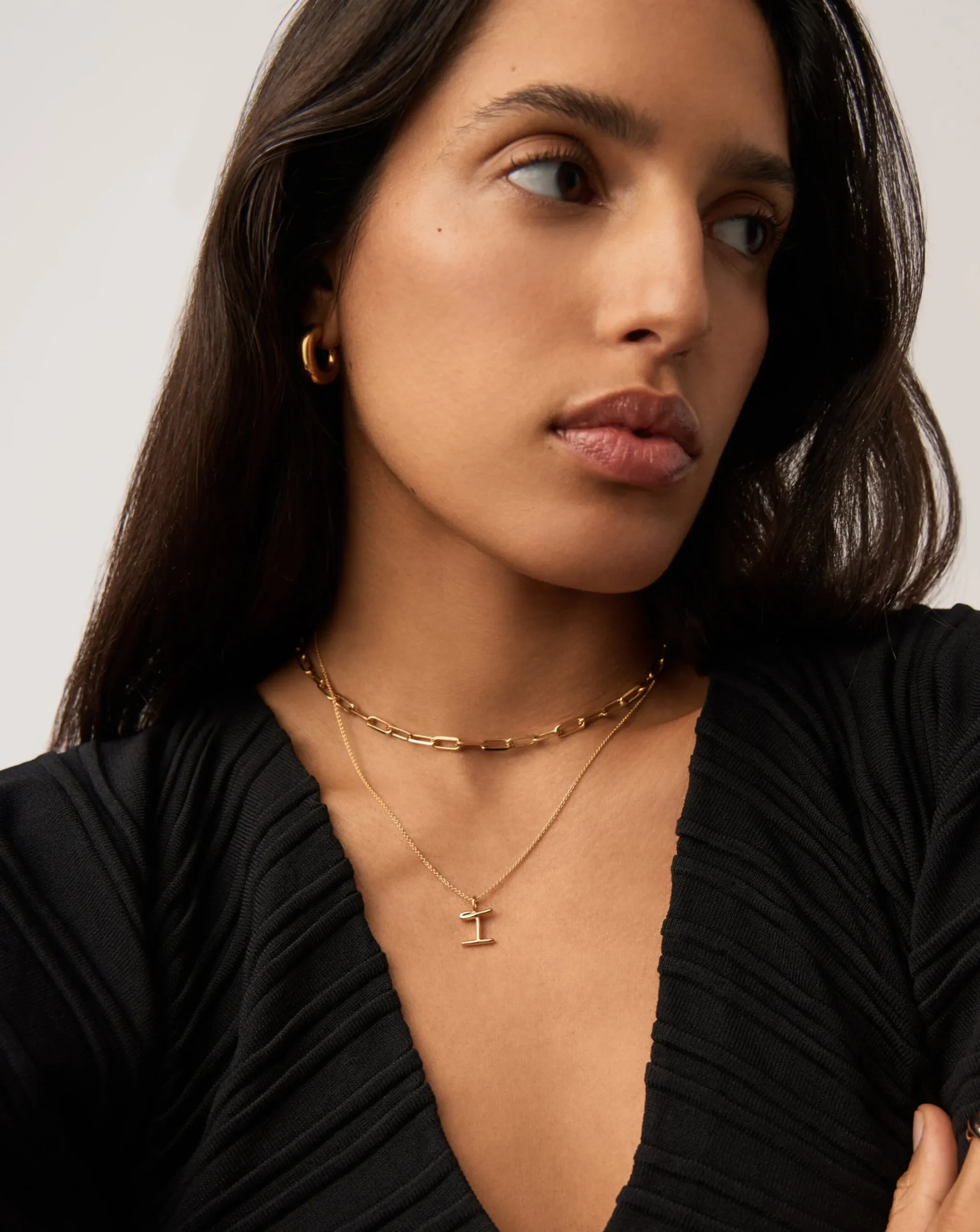 Curly Molten Mini Initial Necklace - I
