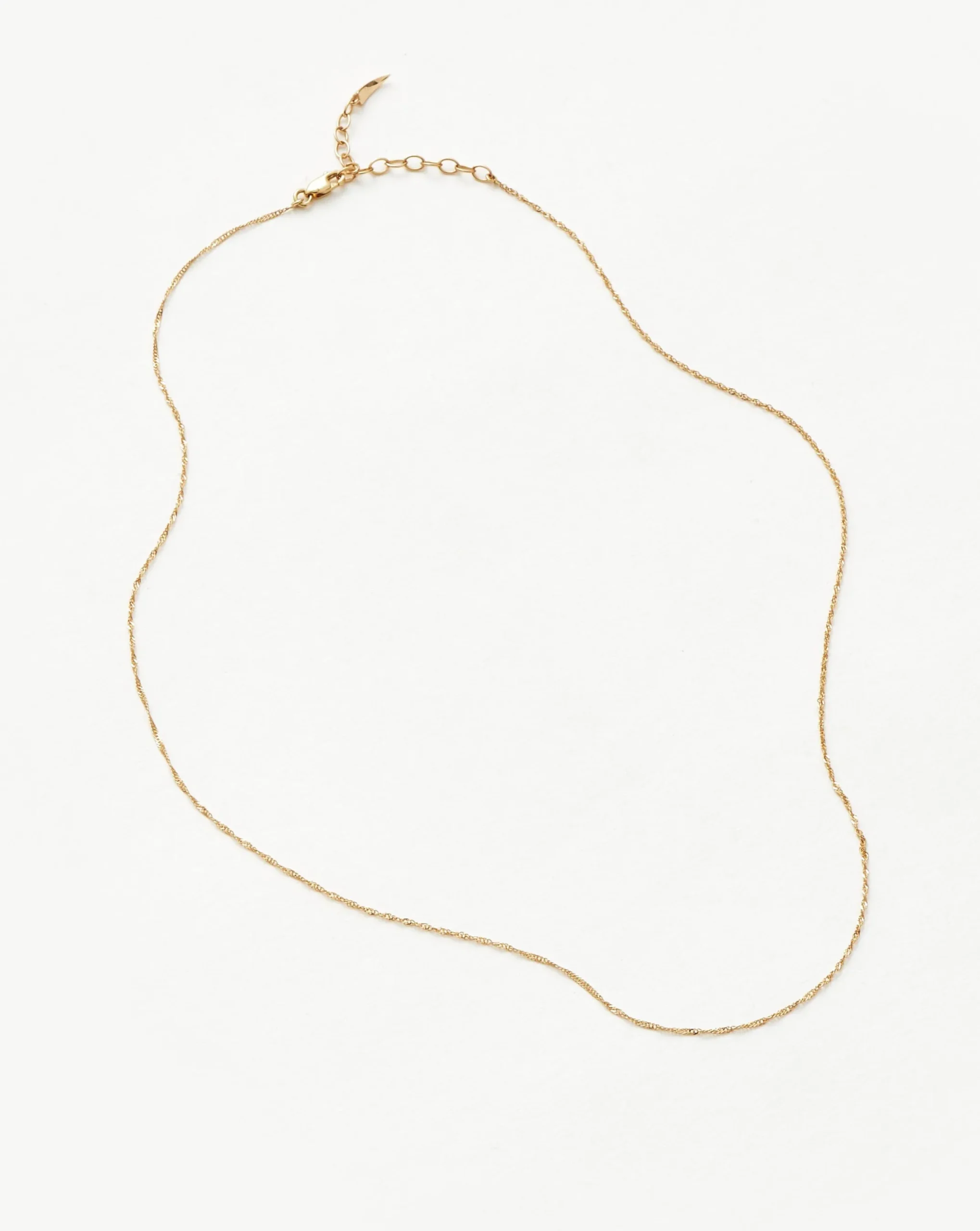 Fine Twisted Short Chain Necklace