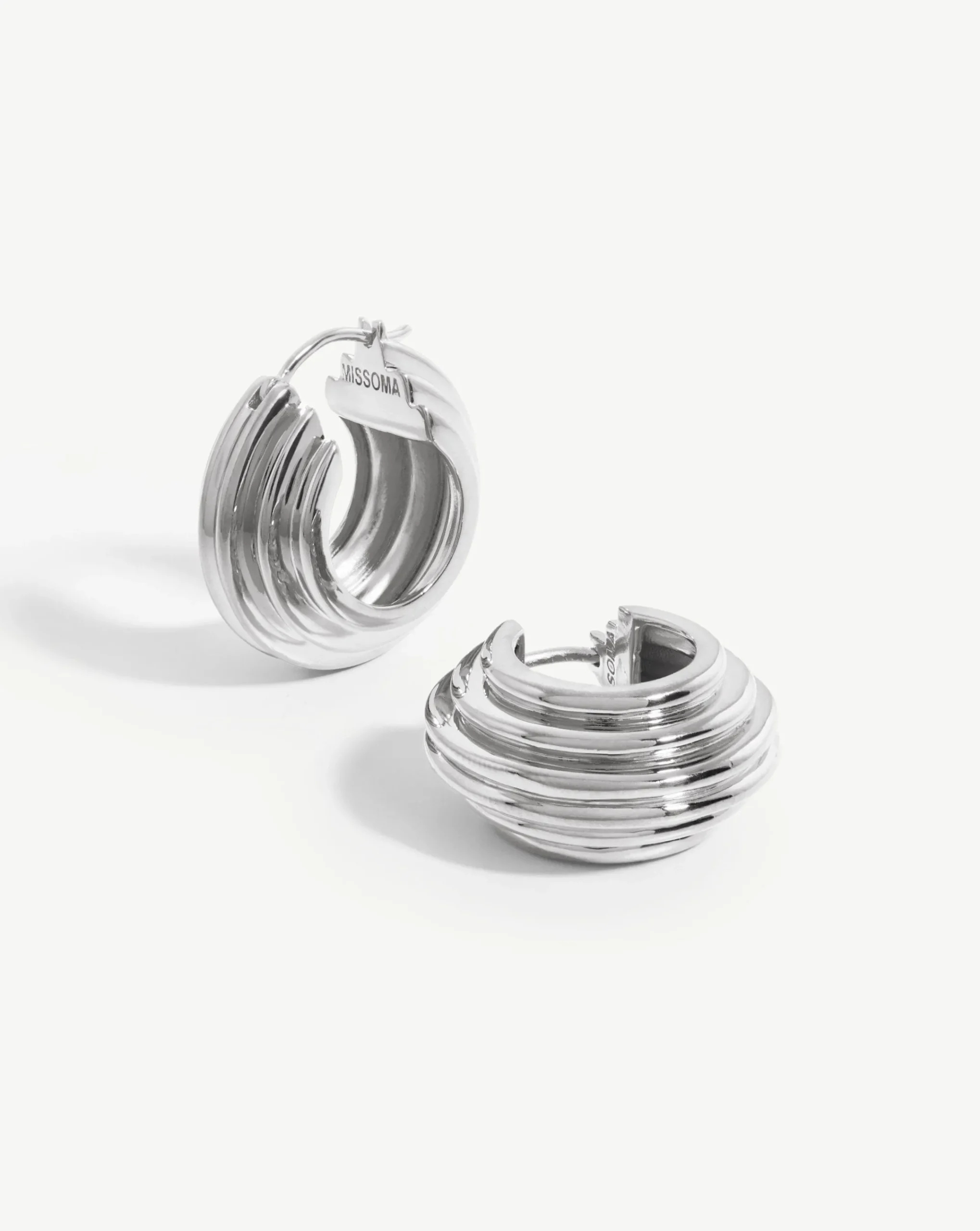 Lucy Williams Medium Chunky Ridge Hoop Earrings