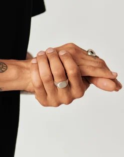 Mens Engravable Signet Ring