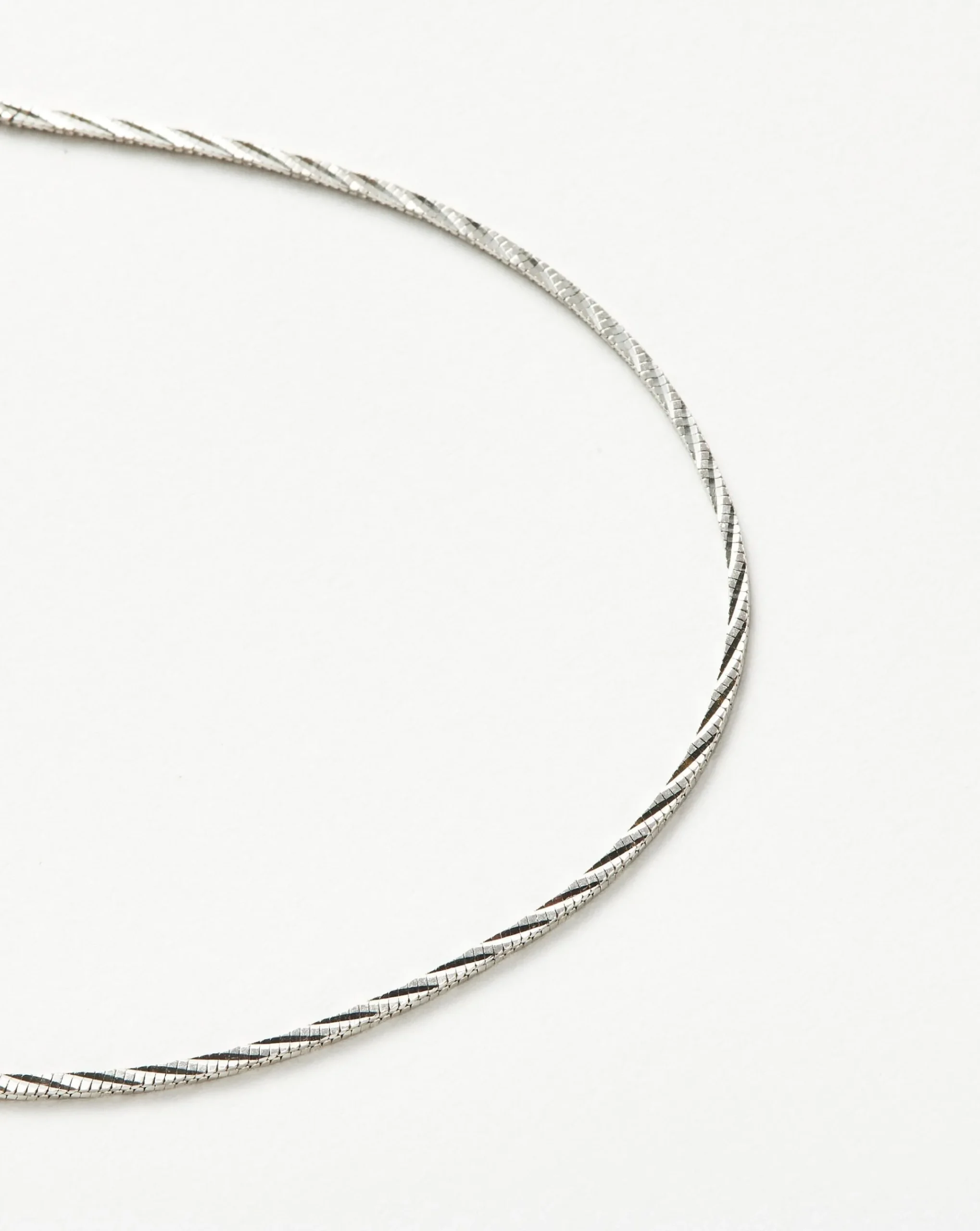 Savi Asymmetric Square Snake Chain Bracelet