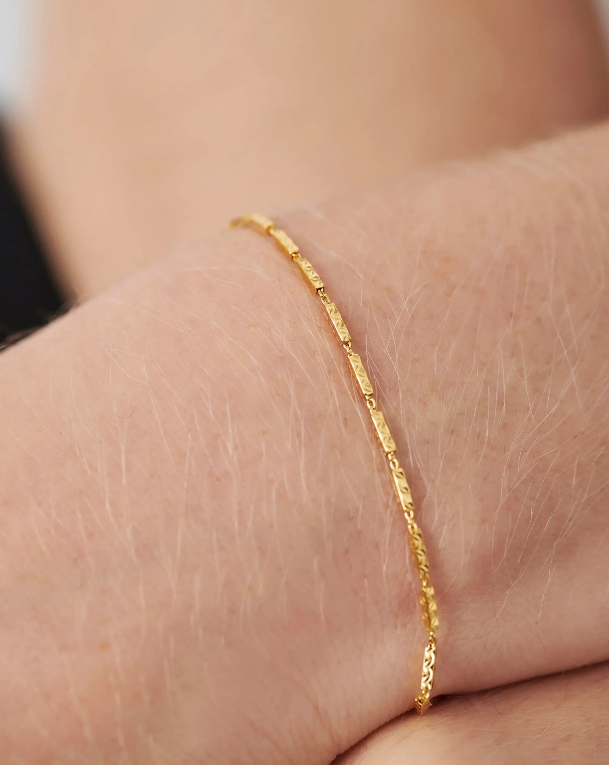 Savi Textured Link Chain Bracelet
