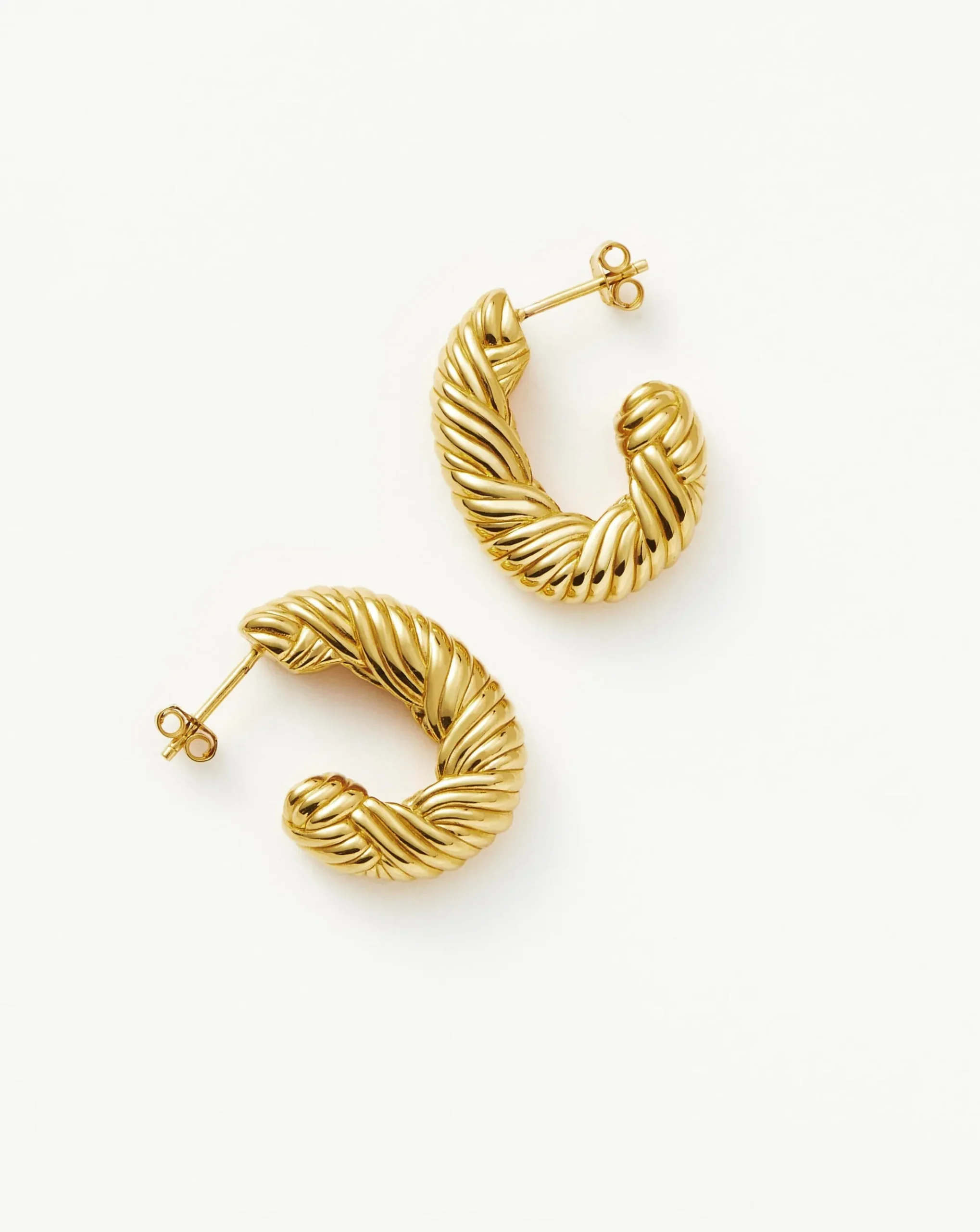 Wavy Ridge Medium Hoop Earrings